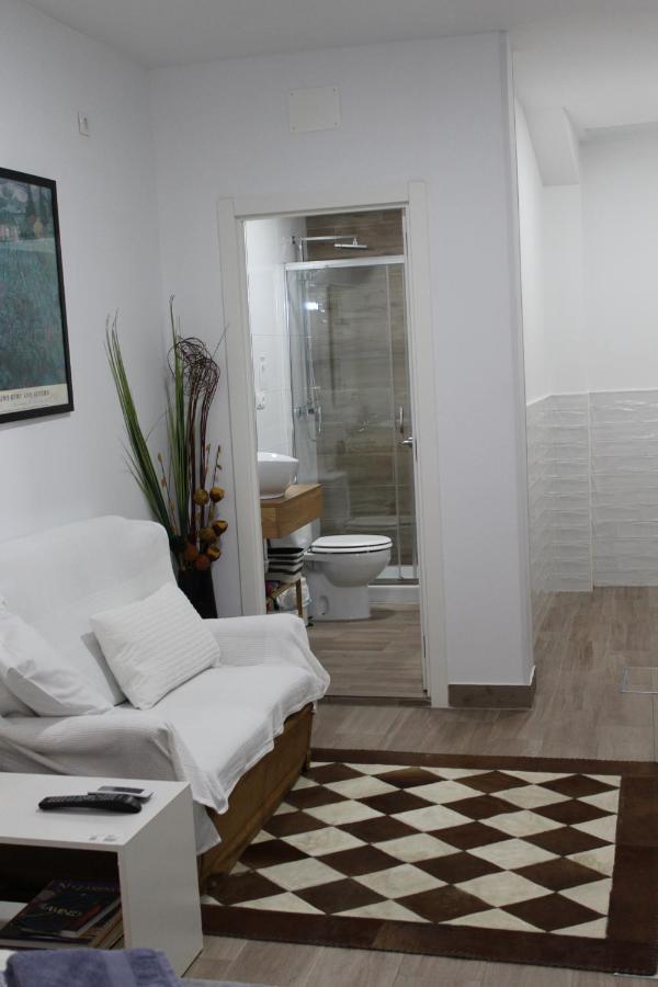 El Rincon De Patro Apartment Sevilla Bagian luar foto